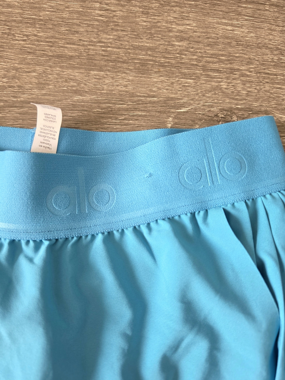 ALO Yoga 'Aces' Teal Pleated Tennis Skirt - Picture 7 of 8